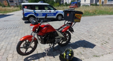 Motosiklet ile hasta servis minibüsü çarpıştı: 1 yaralı