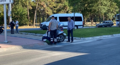 Otomobil ile çarpışan motosikletli ağır yaralandı