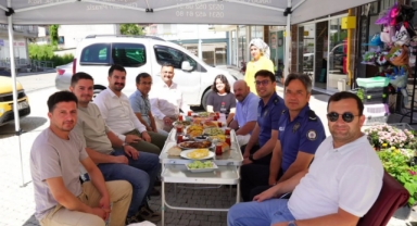 Piraziz Belediye Başkanı Ayyıldız, Esnafla Kahvaltıda Buluştu