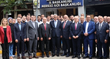Sağlık Bakanı Memişoğlu'ndan AK Parti Giresun İl Başkanlığı'na Ziyaret