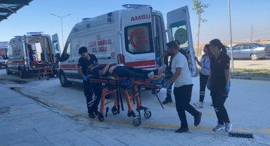 Takla atan otomobilde 3 kişi hayatını kaybetti, 2 kişi yaralandı