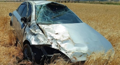 Takla atan otomobilde 4 kişi yaralandı