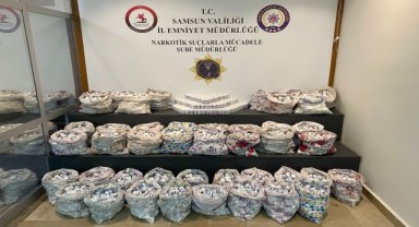 Yastık kılıfına saklanmış 265 bin sentetik ecza ele geçirildi