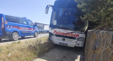 Yolcu otobüsünün de karıştığı zincirleme kazada 7 kişi yaralandı