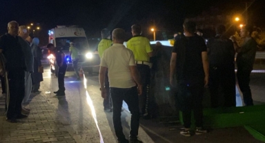 Yolun karşısına geçmeye çalışırken otomobilin çarptığı kadın öldü   