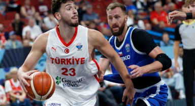 12 Dev Adam, Çekya'yı farklı mağlup etti