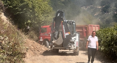 Aydındere’de Ulaşım Kalitesi İçin Betonlama ve Altyapı Yatırımları Sürüyor