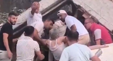 Balıkesir’de 6.1’lik deprem: Bir kişi enkazdan sağ çıkarıldı