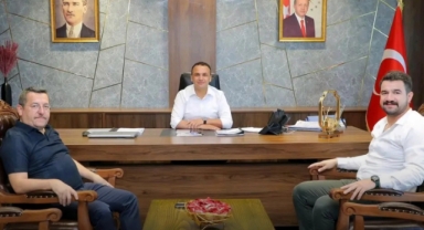 Dereli ve Piraziz Belediye Başkanları Fatsa'da Belediyecilik Üzerine İstişarede Bulundu