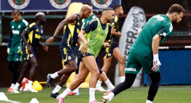 Fenerbahçe'de Feyenoord maçı hazırlıkları başladı