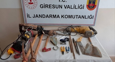 Giresun’da Kaçak Kazıya Suçüstü: 10 Kişi Gözaltına Alındı