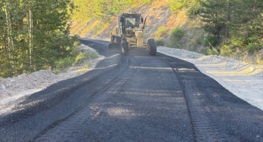 Giresun İl Özel İdaresi Altyapı Yatırımlarına Devam Ediyor: O Köyde Asfaltlama Çalışmaları Tamamlandı