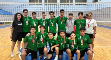 Giresun’un Genç Voleybolcuları Türkiye Finallerine Damga Vurdu