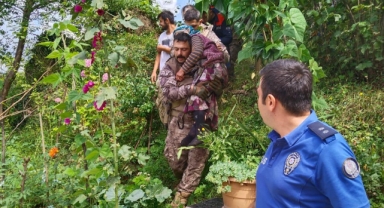 Giresun Valisi Serdengeçti, Dereli’de Kayıp Alzheimer Hastası Kadını Bulan Ekipleri Tebrik Etti