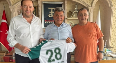 Giresunspor Başkanı Eltuğral’dan Hemşehrisi Karakoç’a Ziyaret