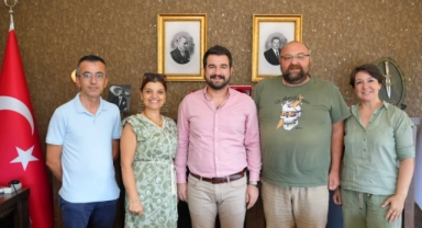 Hamdi Bozbağ Anadolu Lisesi Mezunlar Derneği’nden Piraziz Belediye Başkanı Ayyıldız’a Ziyaret