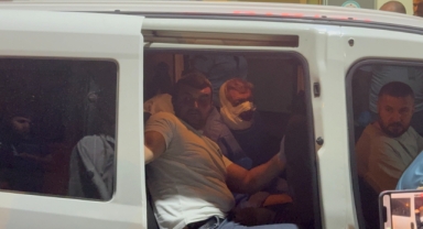 Karısını öldürüp, kendini vurdu