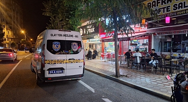 Bıçaklı kavgada 2 kişi yaralandı