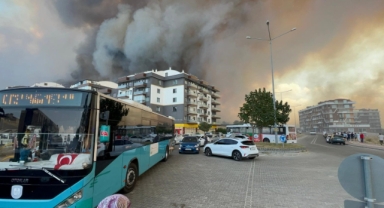 Orman yangını hastaneye yaklaştı