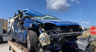 Otomobil tıra arkadan çarptı: 1 yaralı