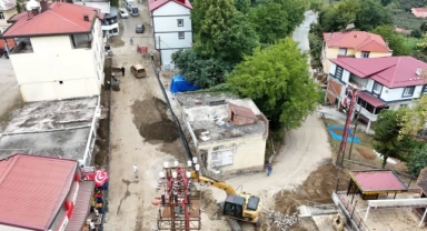 Piraziz Şeyhli Mahallesi’nin Çehresi Değişiyor: Yol ve Işıklandırma Çalışmaları Devam Ediyor