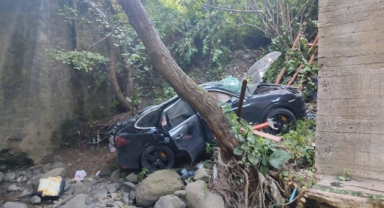 Samsun'da köprüden düşen otomobildeki çocuk öldü, 3 kişi yaralandı