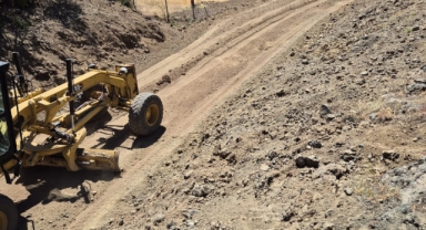 Şebinkarahisar’da Yol İyileştirme Çalışmaları Devam Ediyor