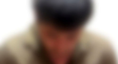 Sokak ortasında eşini satırla öldüren şüpheli yakalandı