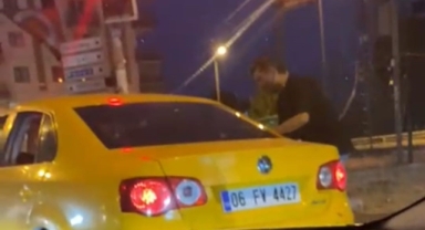 Tartıştığı kadını tekmeleyerek darp etti