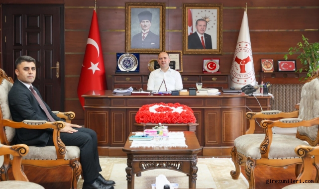 Vali Serdengeçti, Yeni Göreve Başlayan Çamoluk ve Çanakçı Kaymakamlarını Ağırladı