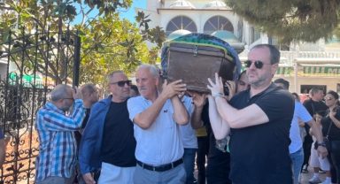 Asansörden düşen koltuğun altında kalan küçük kız son yolculuğuna uğurlandı