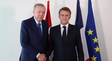 Cumhurbaşkanı Erdoğan, Fransa Cumhurbaşkanı Macron ile görüştü
