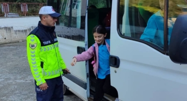 Dereli’de Okul Servis Araçlarına Denetim ve Trafik Eğitimi