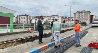 Eynesil’de Trafik Güvenliği Artıyor: Şehrin Kritik Noktasına Üst Geçit