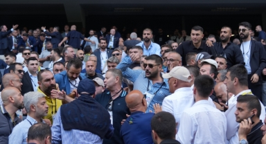 Fenerbahçe kongresinde gerginlik