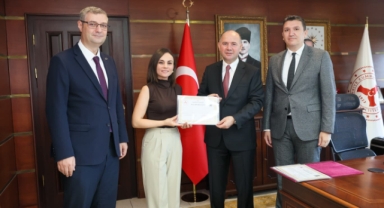 Giresun'da Başarılı Aile Hekimleri ve Sağlık Çalışanları Ödüllendirildi