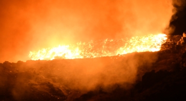 Giresun'da çöp toplama alanında çıkan yangın kontrol altına alındı