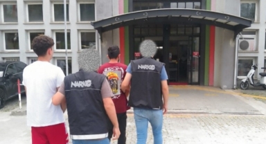 Giresun Emniyeti Sokak Satıcılarına Darbe Vurdu, 2 Şüpheli Tutuklandı