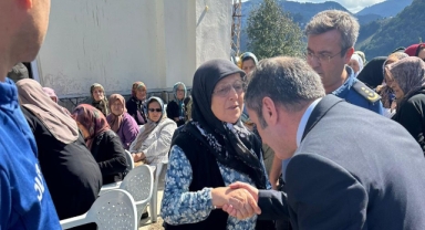 Giresun İl Emniyet Müdürü Akbaş, Şehit Mustafa Öz’ün Annesinin Cenazesine Katıldı