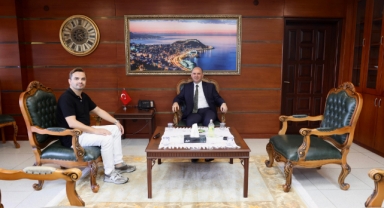 Giresun Valisi Serdengeçti’den Kırıkhan Cumhuriyet Savcısı Beldağlı’ya Teşekkür