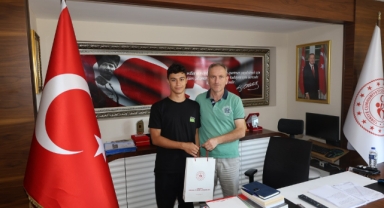 Giresunlu Genç Yüzücü Türkiye İkincisi Oldu!