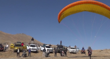 Giresunlu Off-Road Tutkunları Hakkari’nin Zorlu Yaylalarını Fethetti