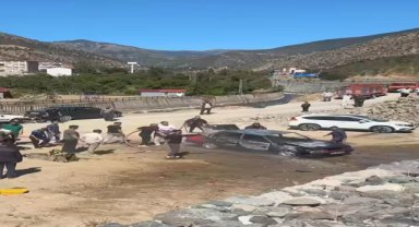Gümüşhane'de park halindeki otomobil yandı
