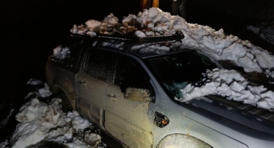 Karadeniz'in o kentinde çığ nedeniyle 15 kişi ve 8 küçükbaş hayvan mahsur kaldı!