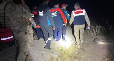 Kayalıklardan Düşen Kadın Ağır Yaralandı