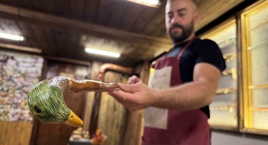 Kaybolmaya yüz tutan "bastonculuğu" geleceğe taşımaya çalışıyor