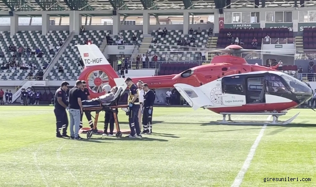 Maç öncesi stadyuma ambulans helikopter indi