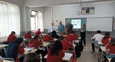 Müdür Aydın, Piraziz'de Hazır Bulunuşluk Sınavlarını Yerinde İnceledi