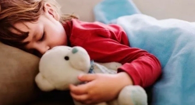 Okullar açılmadan uyku düzenine dikkat