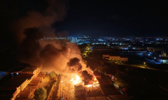 Samsun'da kereste fabrikası alevlere teslim: Yangın havadan görüntülendi
